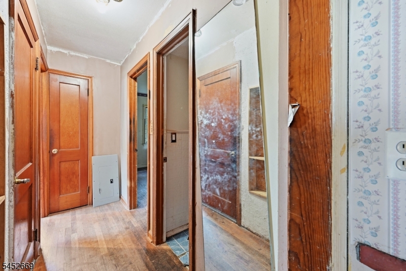 10 George St