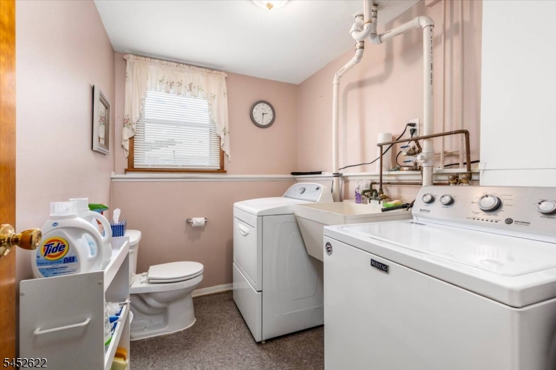 11 Landis Pl
