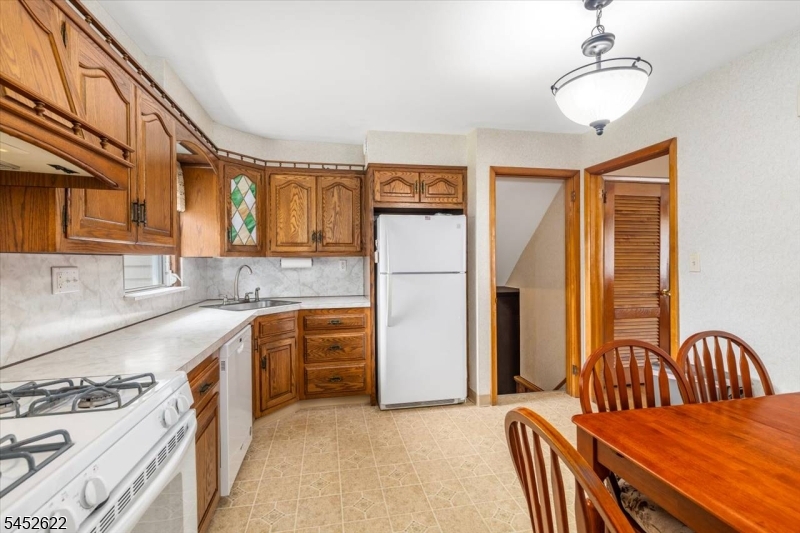 11 Landis Pl