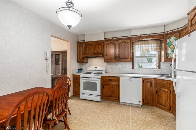 11 Landis Pl