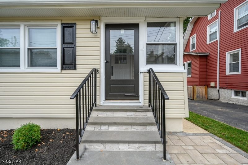 58 Yantecaw Ave