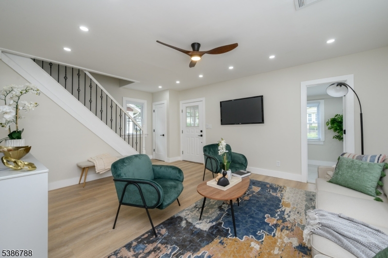 58 Yantecaw Ave