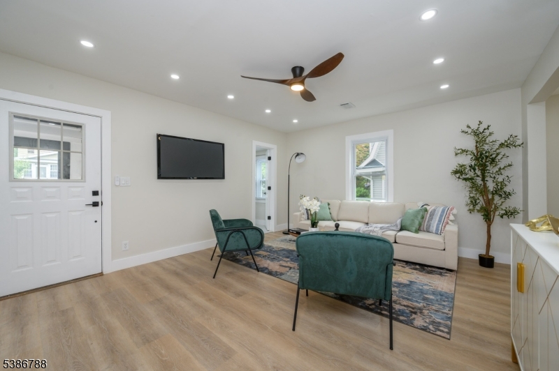 58 Yantecaw Ave