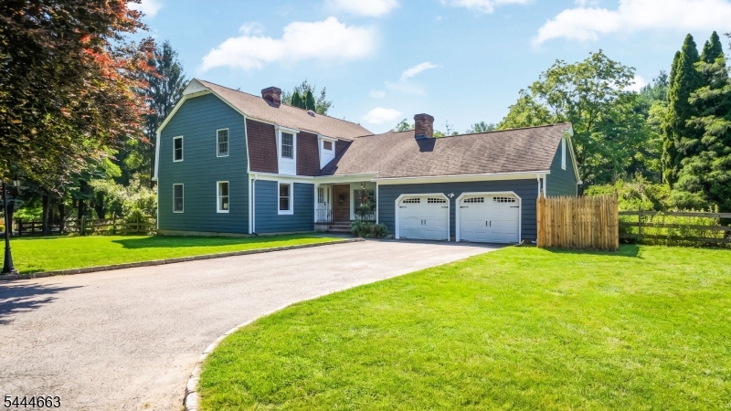 2 Chester Woods Dr