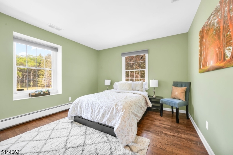 2 Chester Woods Dr