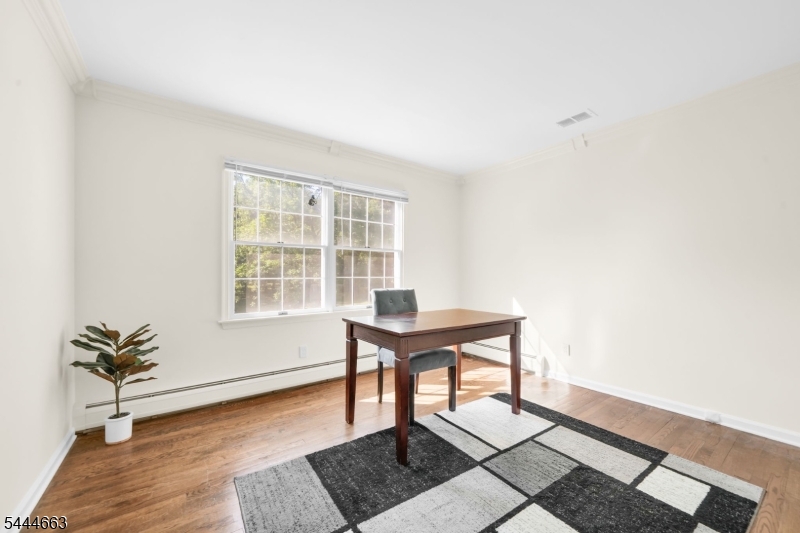 2 Chester Woods Dr