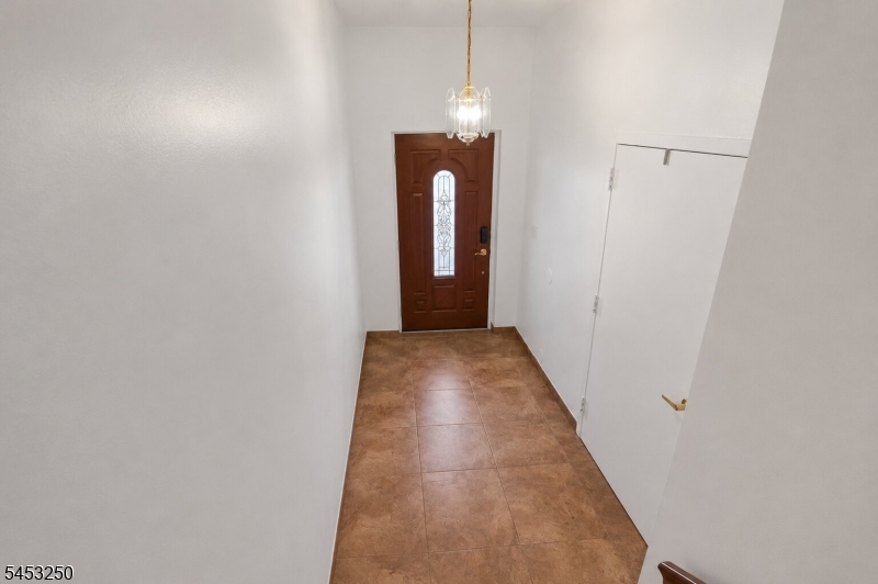 69 N 4Th St