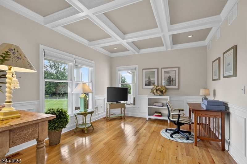 2 Glencree Ln