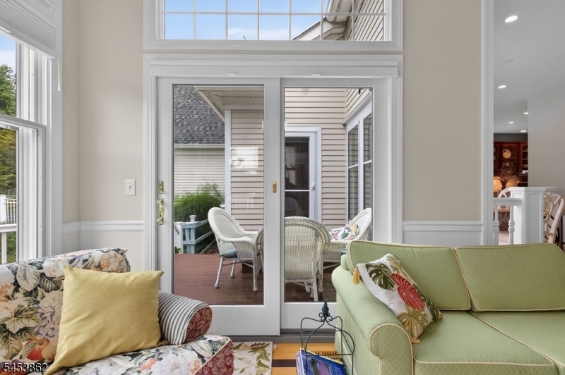 2 Glencree Ln