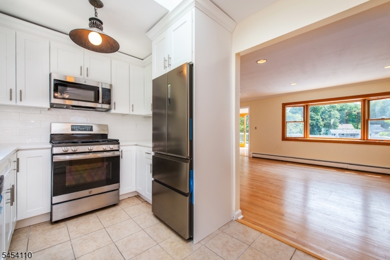 235 Skyline Lake Dr