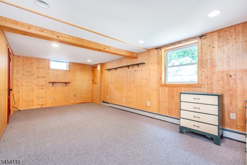 235 Skyline Lake Dr