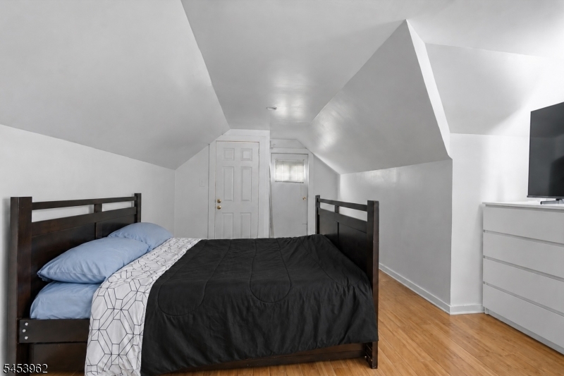 170 Clinton Ave