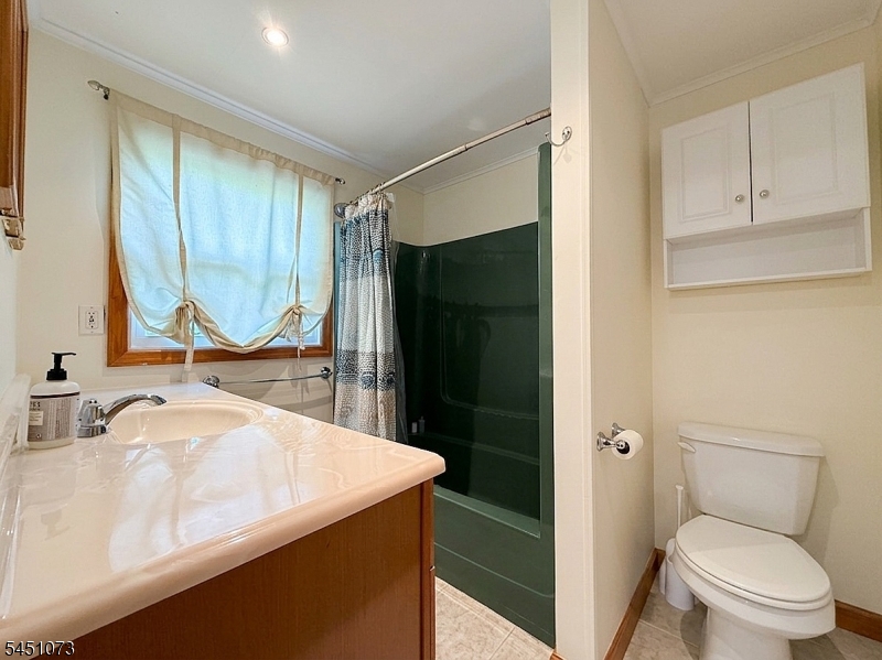 8 Martin Rd