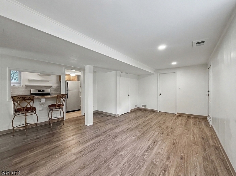 8 Martin Rd