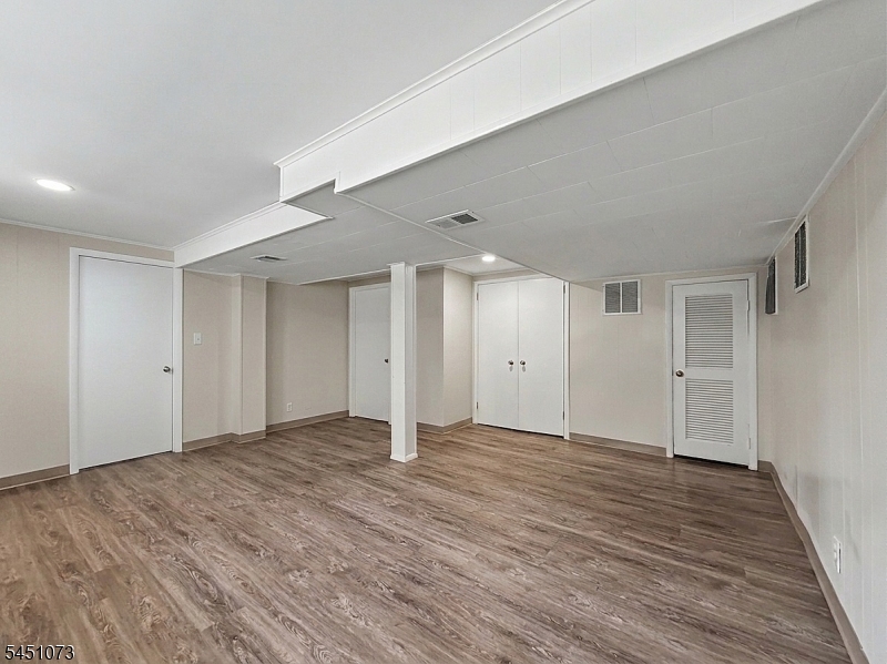 8 Martin Rd