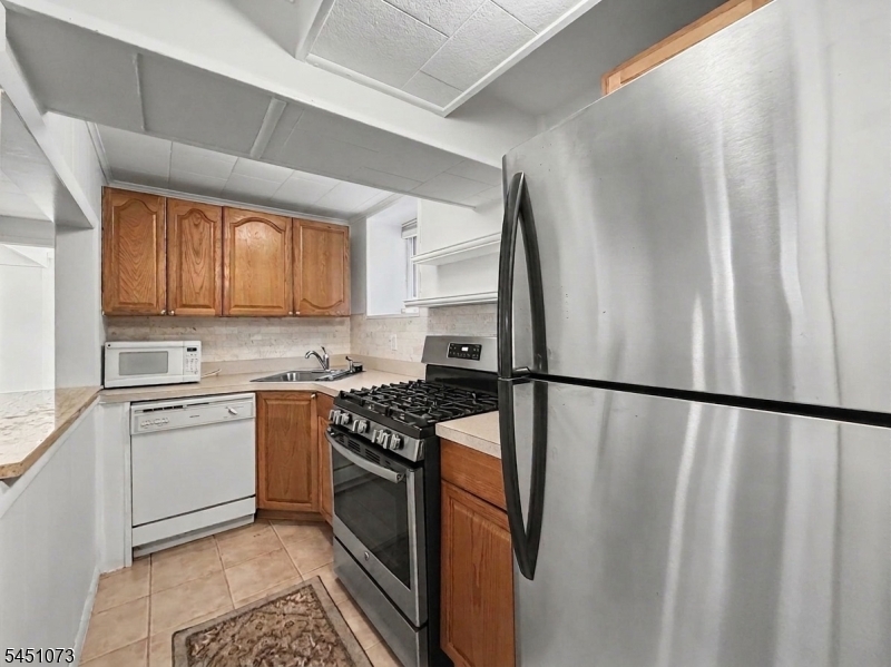 8 Martin Rd