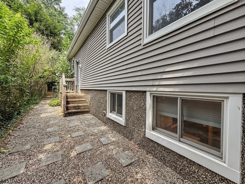 8 Martin Rd