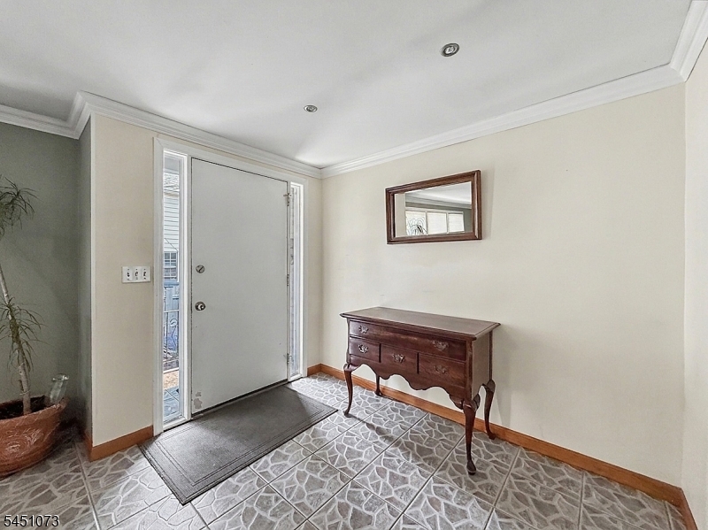 8 Martin Rd