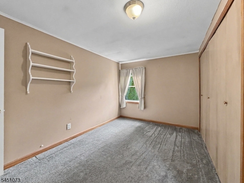 8 Martin Rd