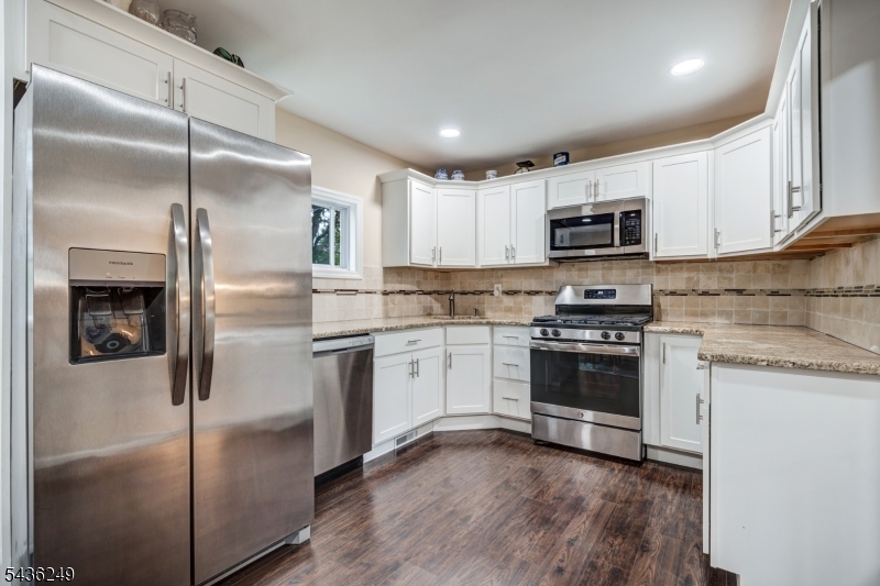 43 Tiller Dr