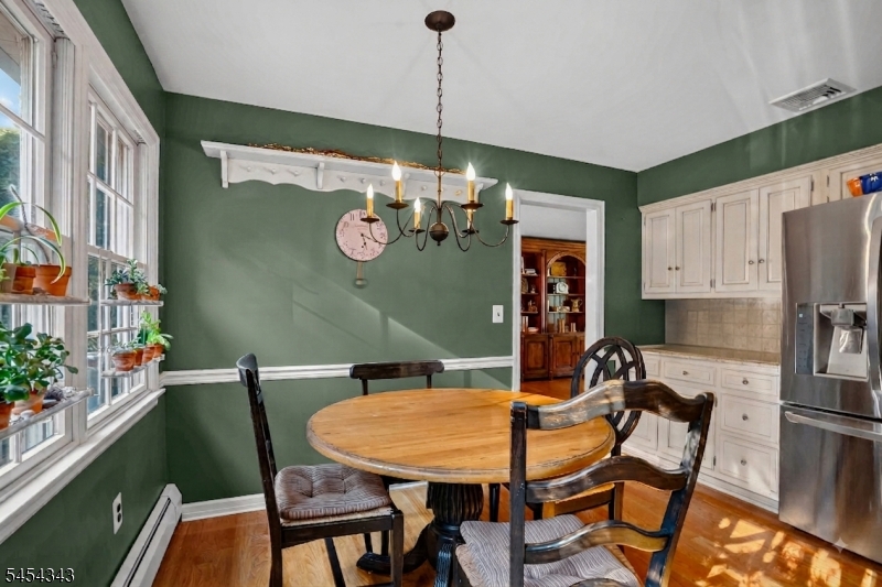 109 Vreeland Rd