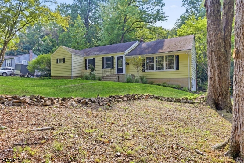 27 Inwood Rd