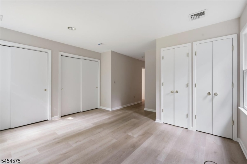 27 Inwood Rd