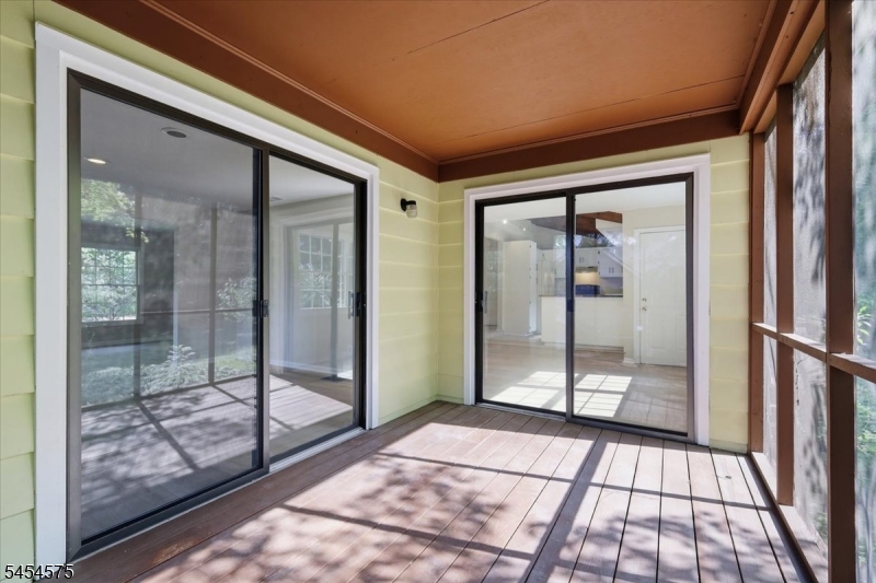 27 Inwood Rd