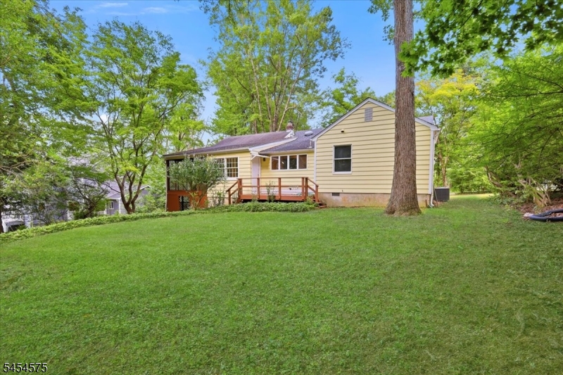 27 Inwood Rd