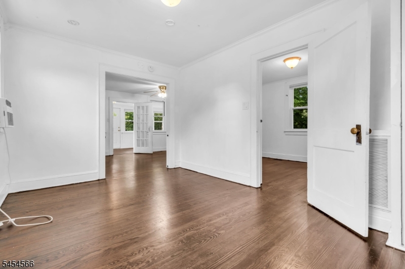 7 Birchwood Dr