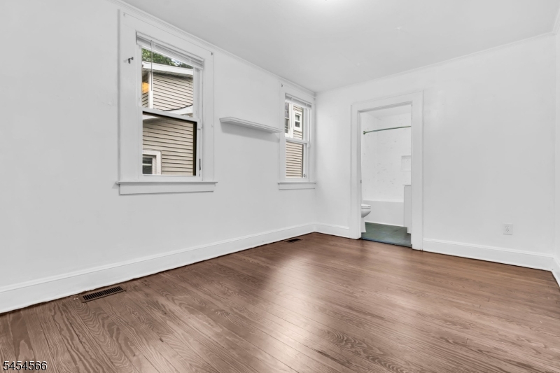 7 Birchwood Dr