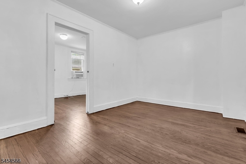 7 Birchwood Dr
