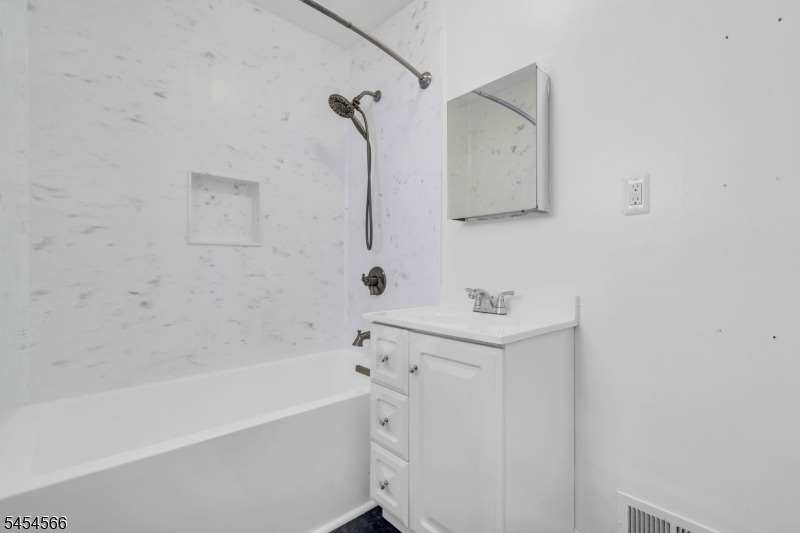 7 Birchwood Dr