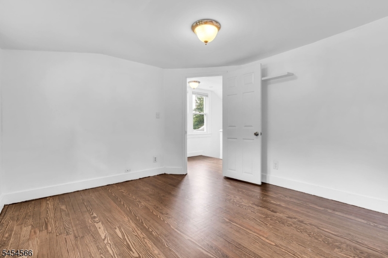 7 Birchwood Dr