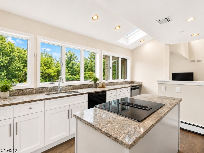 439 Rockaway Valley Rd