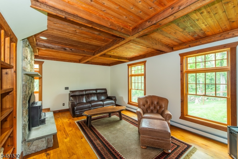 126 Upper North Shore Rd