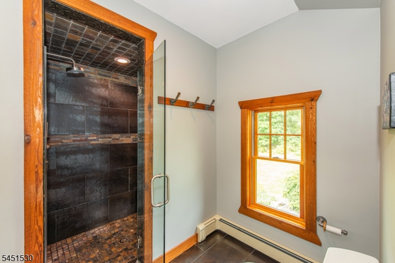 126 Upper North Shore Rd
