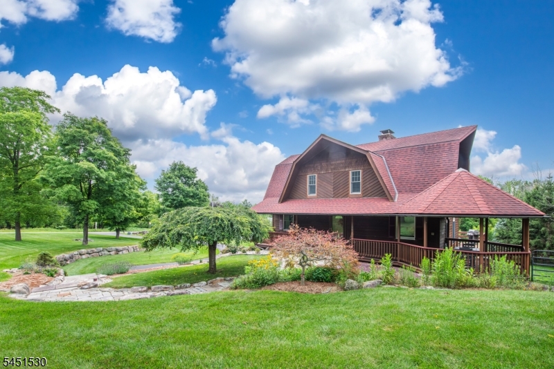 126 Upper North Shore Rd