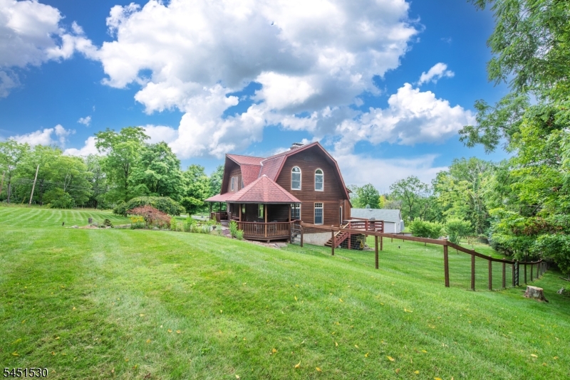 126 Upper North Shore Rd