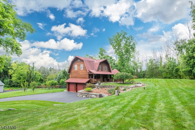126 Upper North Shore Rd