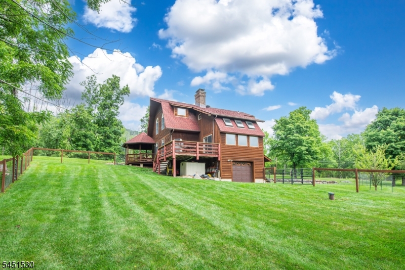 126 Upper North Shore Rd