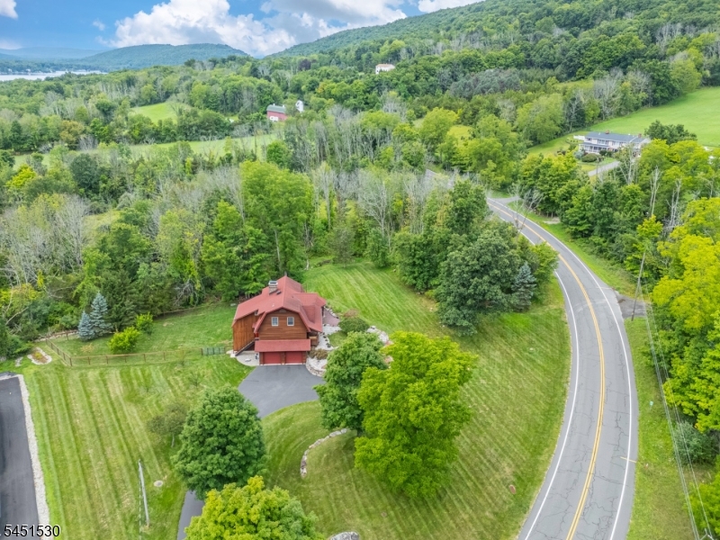 126 Upper North Shore Rd