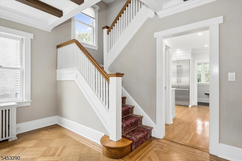 30 Rodney St