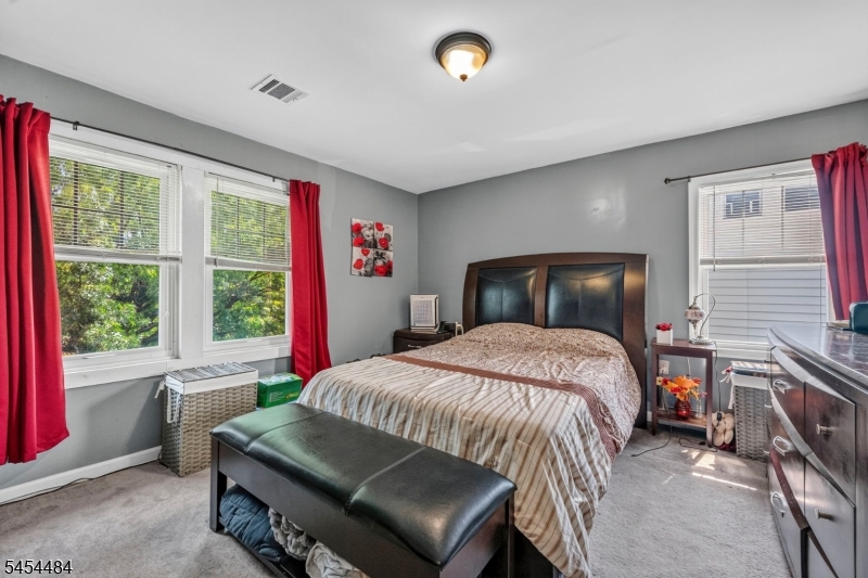 444 Clifton Ave