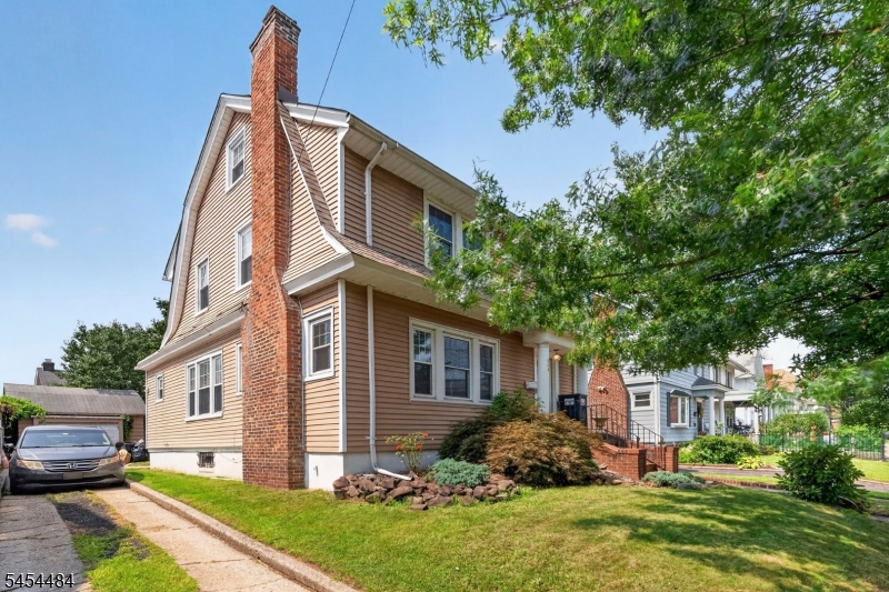 444 Clifton Ave