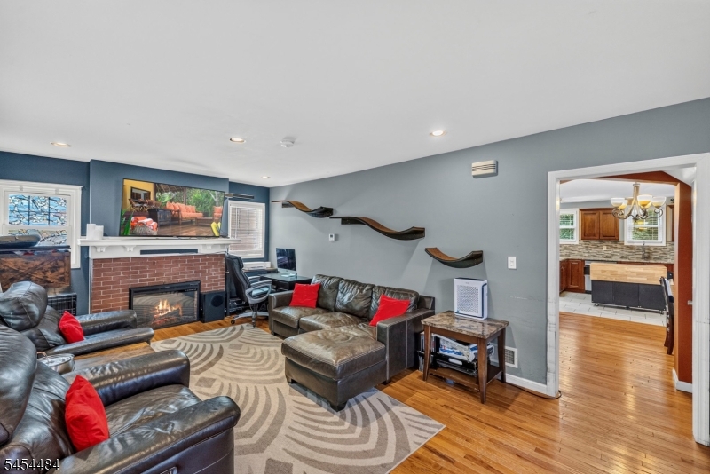 444 Clifton Ave
