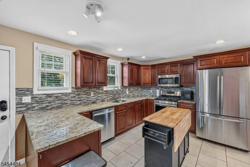 444 Clifton Ave
