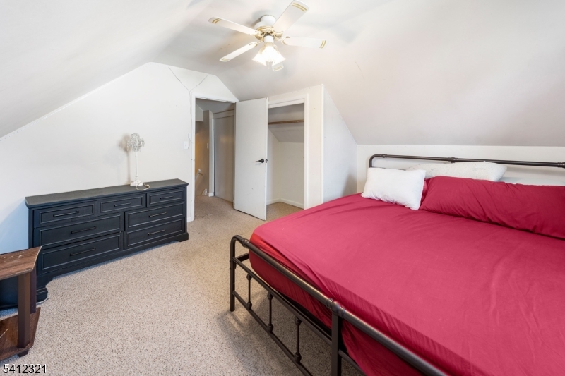 26 Edward Ct