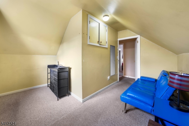 26 Edward Ct