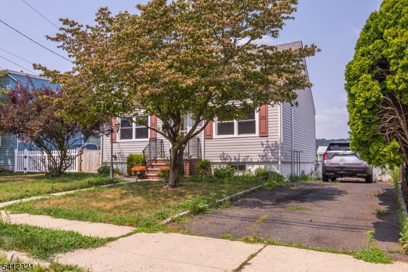 26 Edward Ct